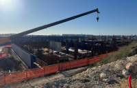 3-photo_5298943771942785919_y