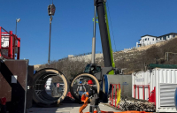 4-photo_5298943771942785975_y