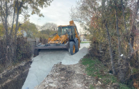 3-photo_5233405444338945868_y