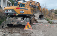 2-photo_5237934242539442446_y