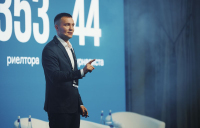 2025-09-15_09-26-41_PZ