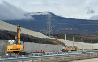 2-photo_5334836560232385626_y