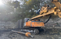 2-photo_5255730078753164402_y