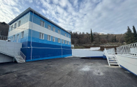 4-photo_5447144234126348277_y