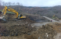 3-photo_5354801303390982252_y