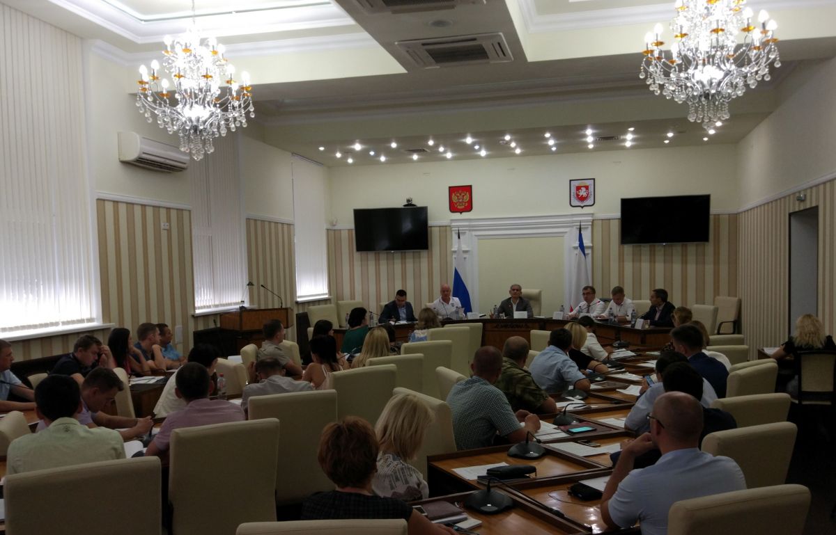 Сергей Назаров провёл совещание в Совете Министров Республики Крым по вопросам реализации ФЦП