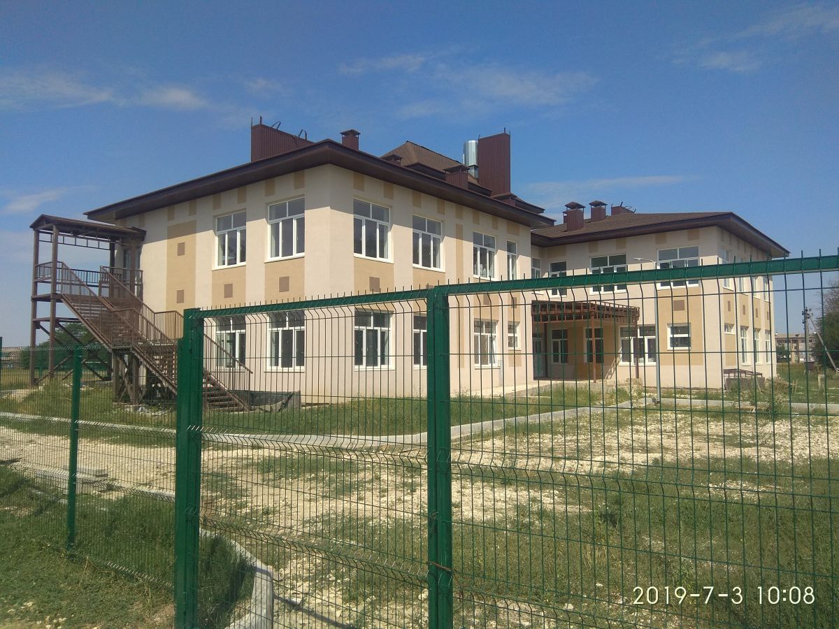 Сотрудники Дирекции проинспектировали строительство социальных объектов в Крыму