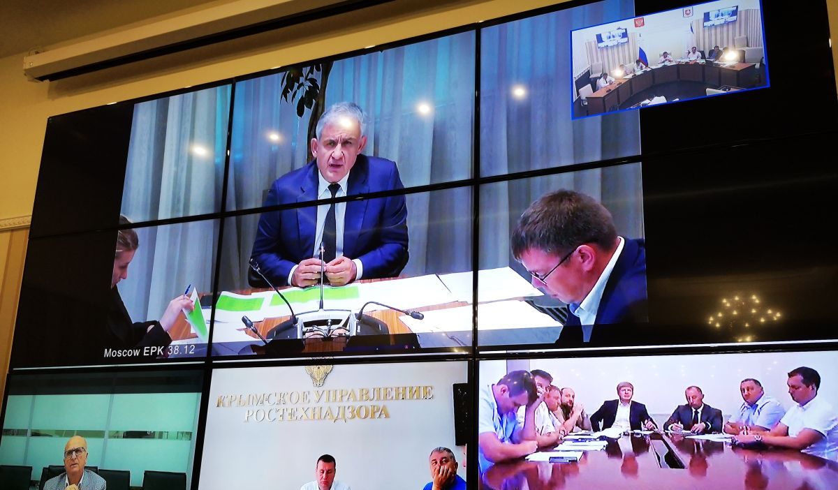 Сергей Назаров провёл еженедельное совещание в режиме ВКС по вопросам реализации ФЦП в Крыму и Севастополе