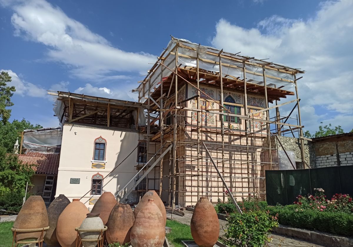 Сотрудники Дирекции проинспектировали ремонтно-реставрационные работы на Ханском дворце в Бахчисарае